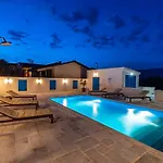 Vitez's House Novigrad/knight's House Novigrad Apartamento *