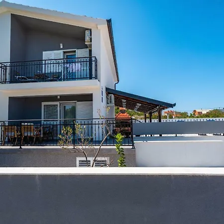 Vitez's House Novigrad/knight's House Novigrad 노비그래드달마샤
