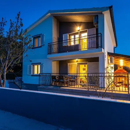 Apartment Vitez's House Novigrad/knight's House Novigrad *